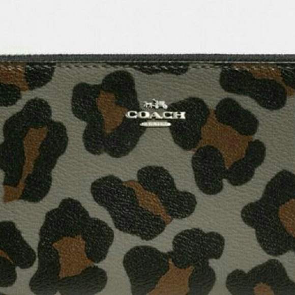 💖COACH Accordion Zip Wallet & Case-BUNDLE!! 💜 - Picture 6 of 8